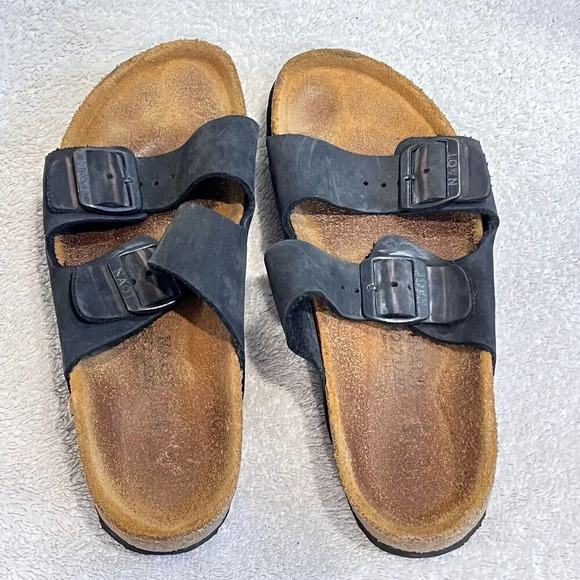 Naot Unisex Black Leather Two Straps Sandals 9" Buckle Slider Sz 36 / 36.5? - Picture 3 of 10